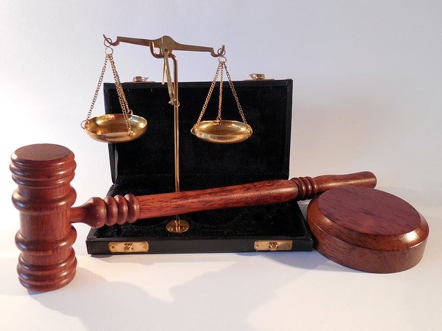 W czym może nam wesprzeć radca prawny? W jakich kwestiach i w jakich kompetencjach prawa pomoże nam radca prawny?